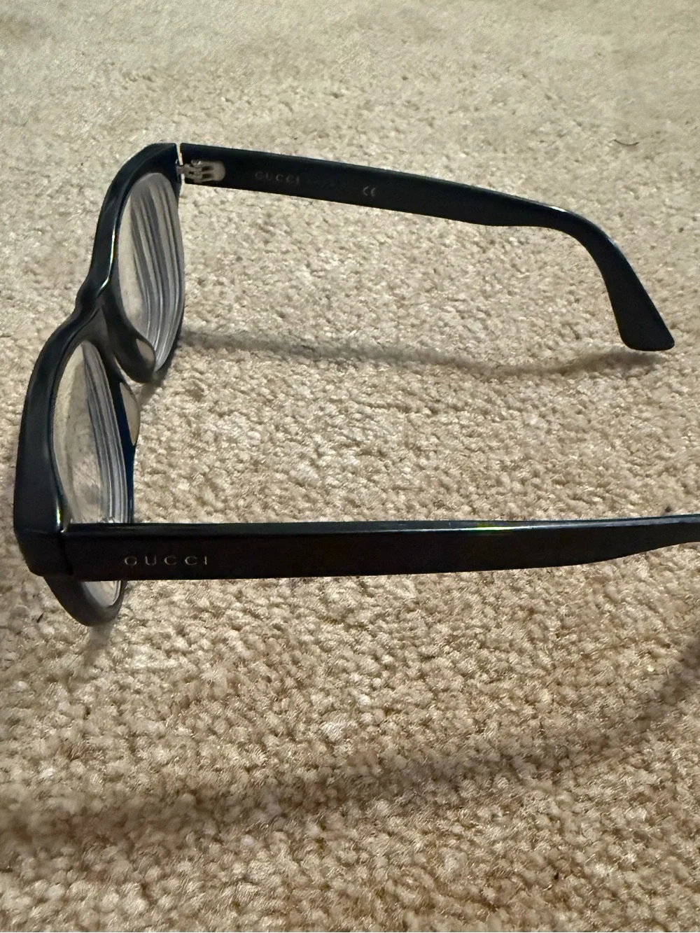 Gucci Black Acetate Men's Eyeglasses - Classic Designer Frame